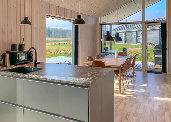 Prázdninový dům In With Kitchen Grenå