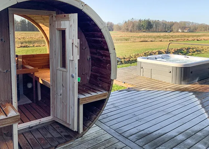 Prázdninový dům In With Kitchen *